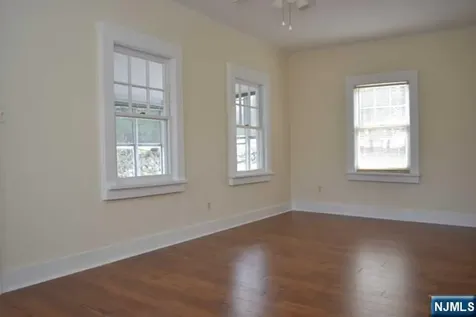 471 Sicomac Avenue Wyckoff NJ 07481