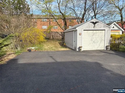 107 3rd Avenue Hawthorne NJ 07506