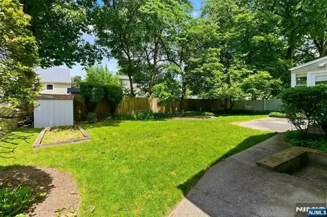 169 Hamilton Road Teaneck NJ 07666