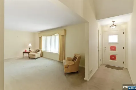 169 Hamilton Road Teaneck NJ 07666