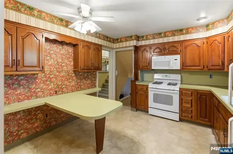 169 Hamilton Road Teaneck NJ 07666