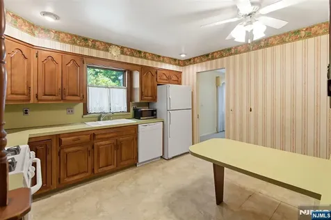 169 Hamilton Road Teaneck NJ 07666