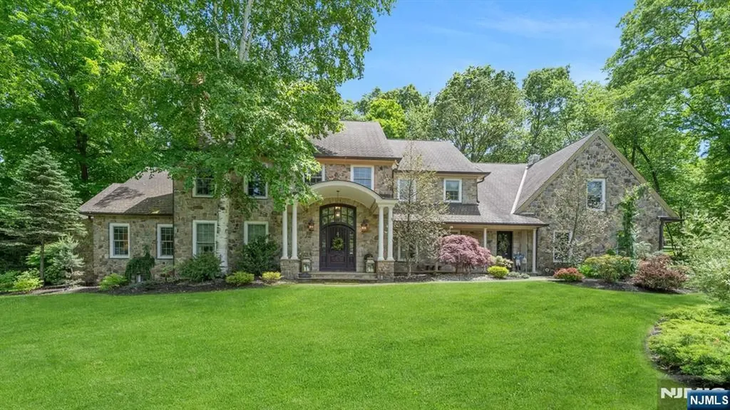 3 Rolling Ridge Drive Rockaway Township NJ 07866