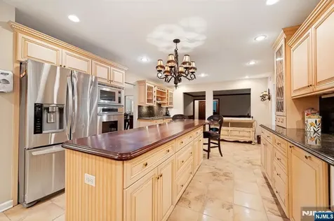 3 Rolling Ridge Drive Rockaway Township NJ 07866