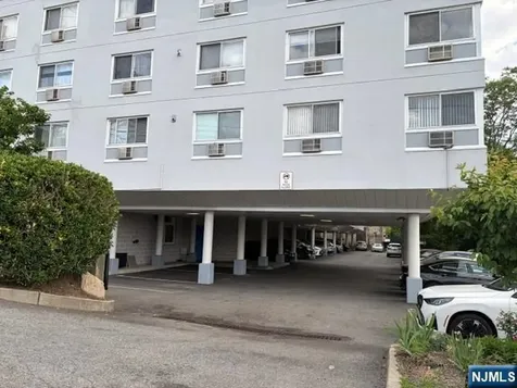 333 Grand Avenue Palisades Park NJ 07650