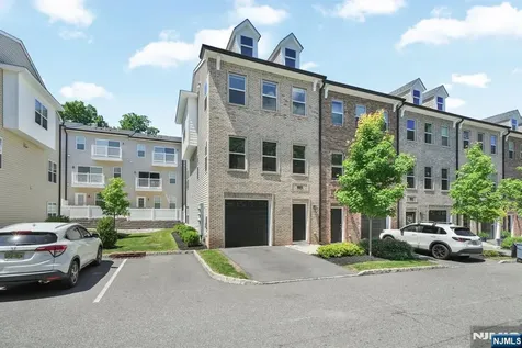 805 Abbe Road Little Falls NJ 07424