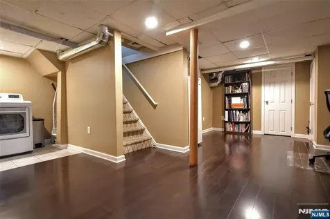 354 Demarest Avenue Oradell NJ 07649