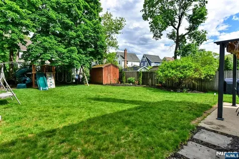 354 Demarest Avenue Oradell NJ 07649