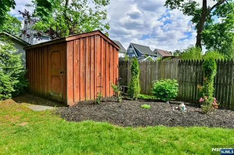 354 Demarest Avenue Oradell NJ 07649
