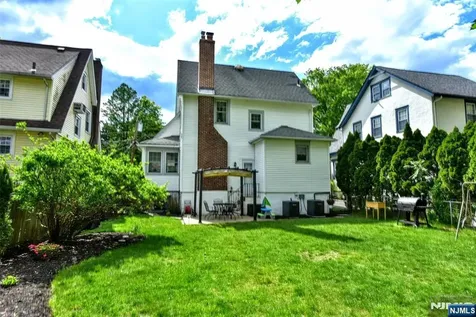 354 Demarest Avenue Oradell NJ 07649