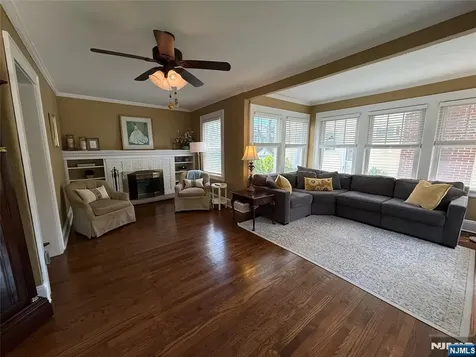 354 Demarest Avenue Oradell NJ 07649