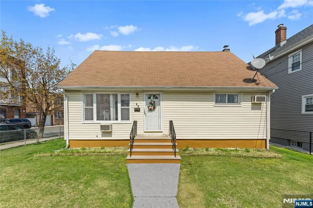 60-62 Hammond Avenue Passaic NJ 07055