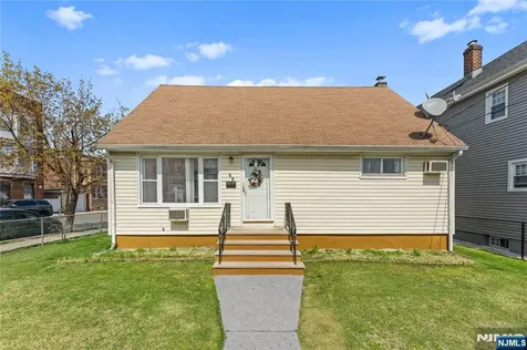 60-62 Hammond Avenue Passaic NJ 07055