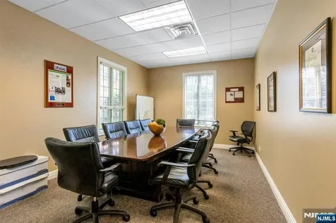 161 Mckinley Street Closter NJ 07624