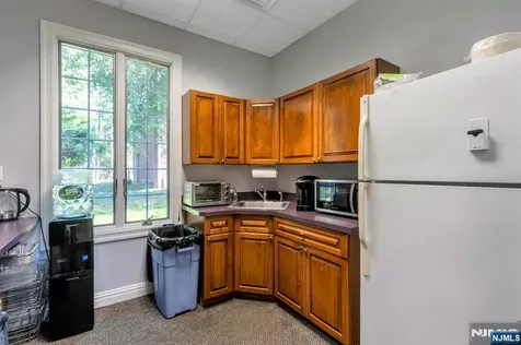 161 Mckinley Street Closter NJ 07624