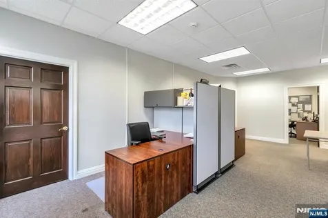 161 Mckinley Street Closter NJ 07624