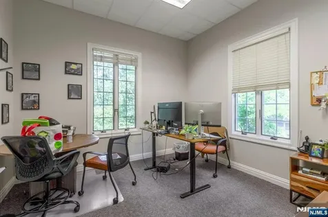 161 Mckinley Street Closter NJ 07624