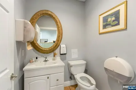 161 Mckinley Street Closter NJ 07624