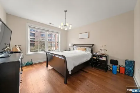 22 Avenue At Port Imperial West New York NJ 07093