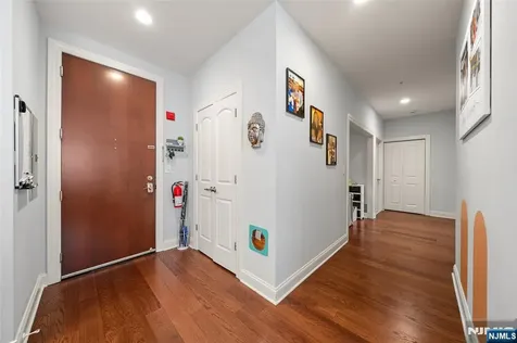 22 Avenue At Port Imperial West New York NJ 07093