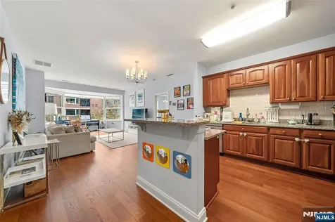 22 Avenue At Port Imperial West New York NJ 07093