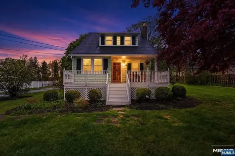 7 Shores Road Mendham Township NJ 07869