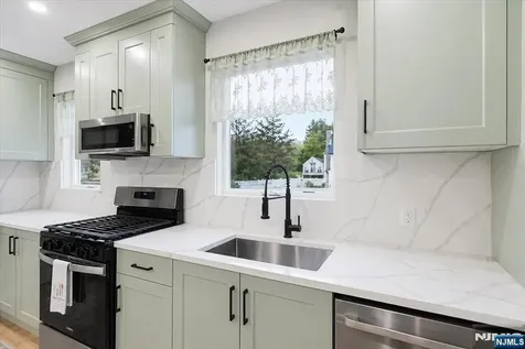 7 Shores Road Mendham Township NJ 07869