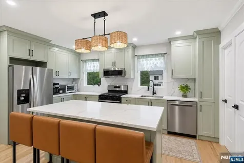 7 Shores Road Mendham Township NJ 07869