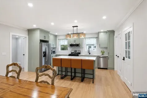 7 Shores Road Mendham Township NJ 07869