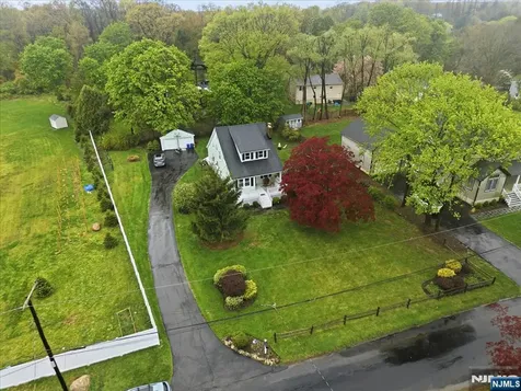 7 Shores Road Mendham Township NJ 07869