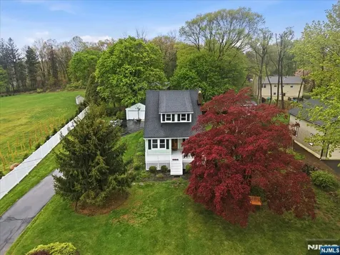 7 Shores Road Mendham Township NJ 07869