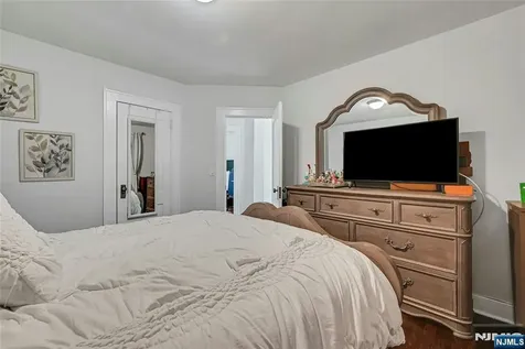 277 Madison Avenue Clifton NJ 07011