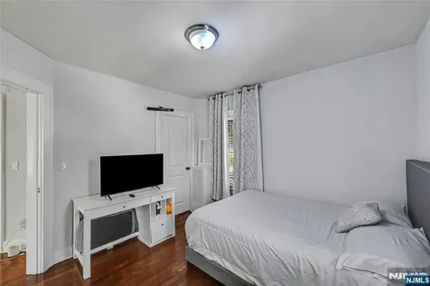 277 Madison Avenue Clifton NJ 07011