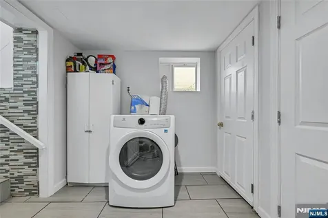 277 Madison Avenue Clifton NJ 07011