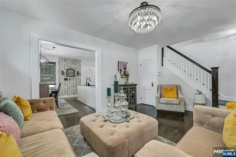 277 Madison Avenue Clifton NJ 07011
