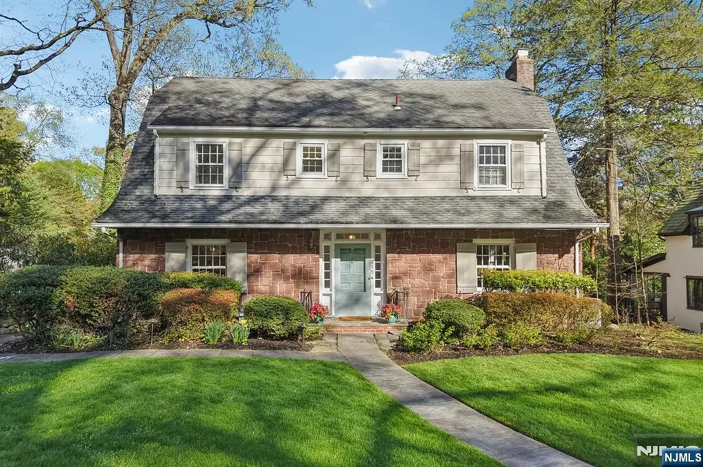 215 Beechwood Road Ridgewood NJ 07450