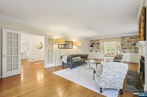 215 Beechwood Road Ridgewood NJ 07450