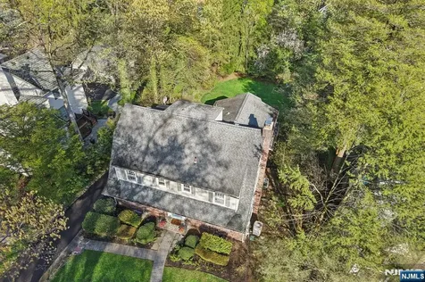 215 Beechwood Road Ridgewood NJ 07450