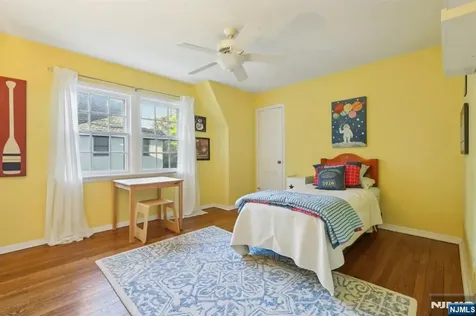 215 Beechwood Road Ridgewood NJ 07450