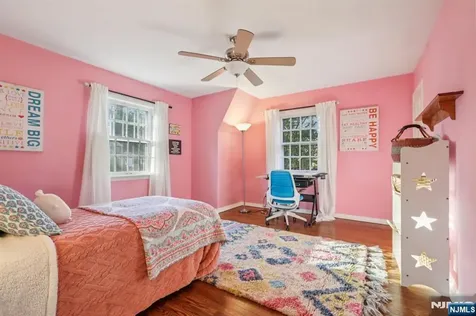 215 Beechwood Road Ridgewood NJ 07450
