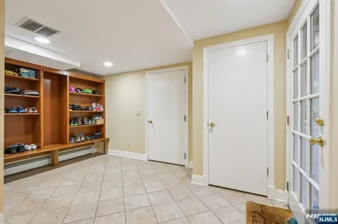 215 Beechwood Road Ridgewood NJ 07450