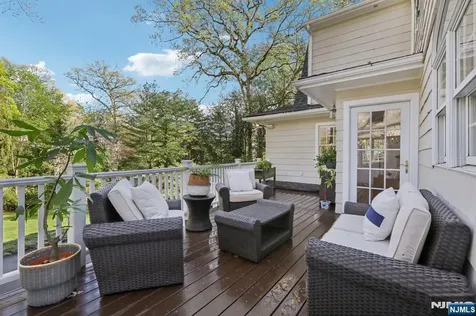 215 Beechwood Road Ridgewood NJ 07450