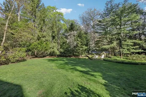 215 Beechwood Road Ridgewood NJ 07450