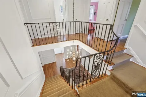 215 Beechwood Road Ridgewood NJ 07450
