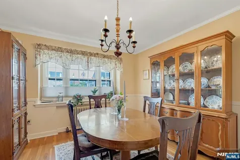 52 Elmwood Drive Elmwood Park NJ 07407