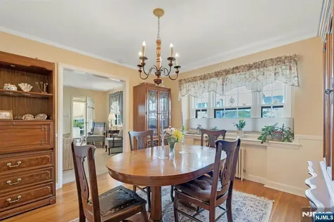 52 Elmwood Drive Elmwood Park NJ 07407