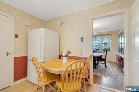 52 Elmwood Drive Elmwood Park NJ 07407