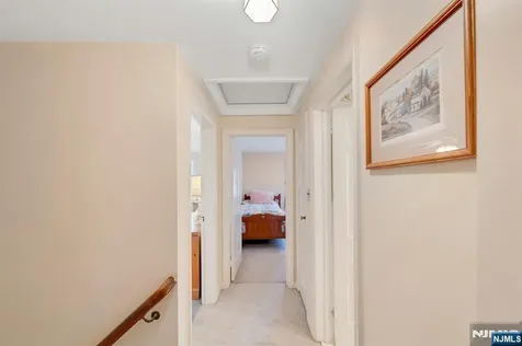 52 Elmwood Drive Elmwood Park NJ 07407