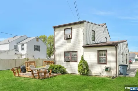 52 Elmwood Drive Elmwood Park NJ 07407