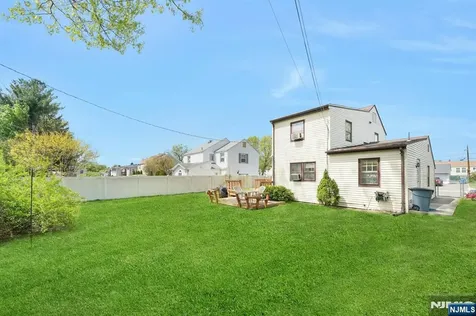 52 Elmwood Drive Elmwood Park NJ 07407